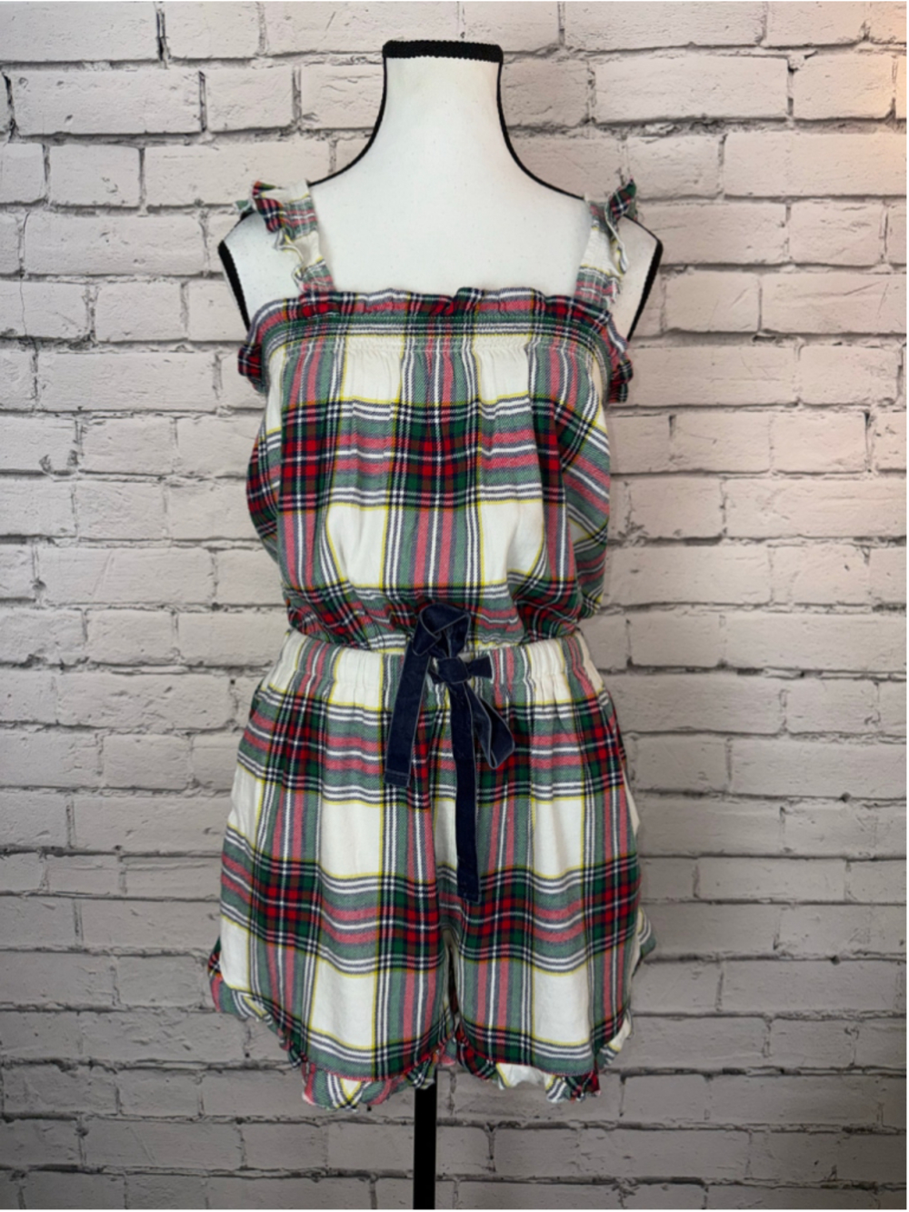 Women's Aerie Flannel Romper size Medium Red White Plaid Flannel Sleep Fall NWT - Picture 3 of 14